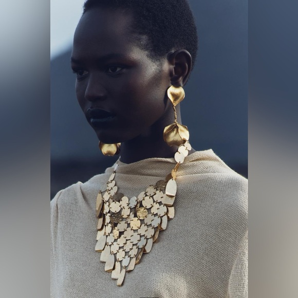 Metal Tag Necklace - Picture 1 of 4